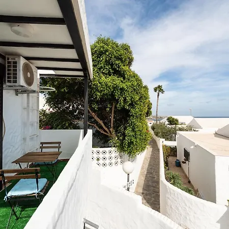 3br Bungalow - Private Solarium - Sea Views Feriehus